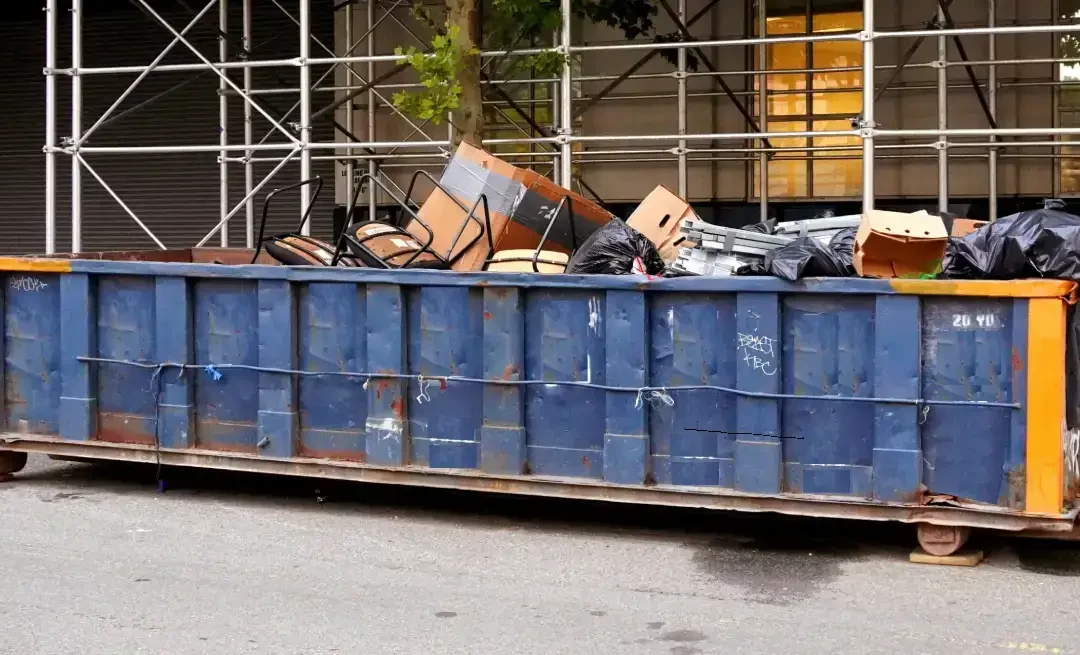 20 Yd Dumpster: Size, Dimensions & What It Can Hold